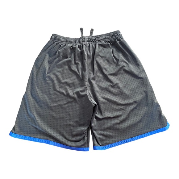 Vintage Y2K NIKE Dri-Fit Athletic Athleisure Workout Mesh Basketball Shorts - Picture 2 of 5